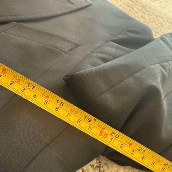 Ted Baker Endurance 39R wool EUC black with light pinstripes and  Purple Lining - Picture 11 of 15